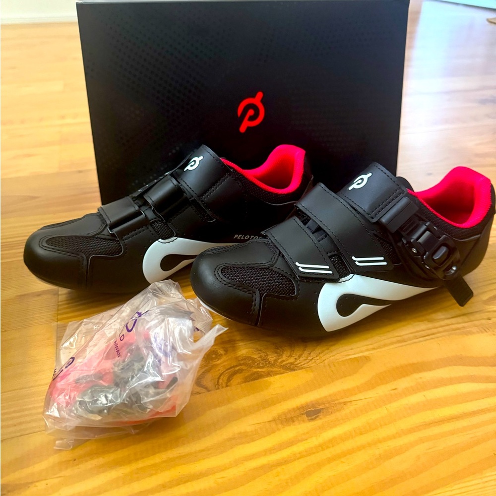 NEW IN BOX Peloton Cycling Shoes 38